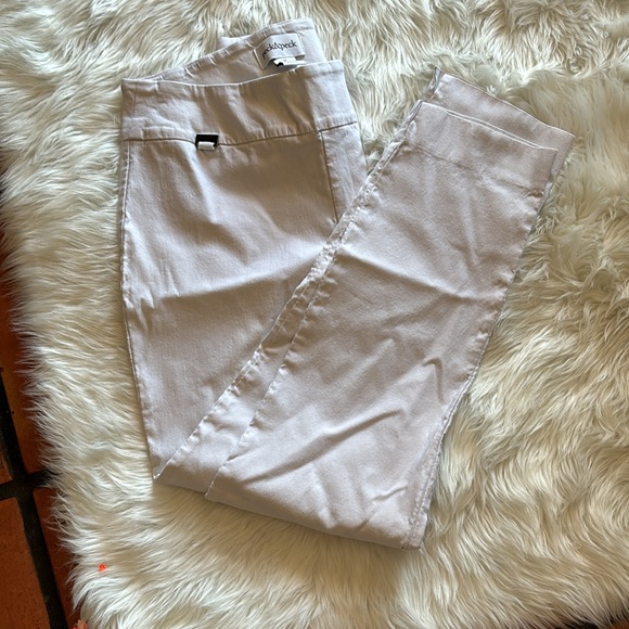 White pull pants - Picture 4 of 8